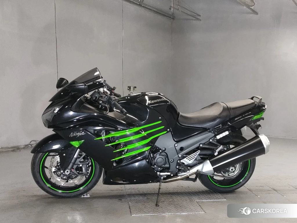 Проданный Kawasaki ZX-14R NINJA 2012 из Японии