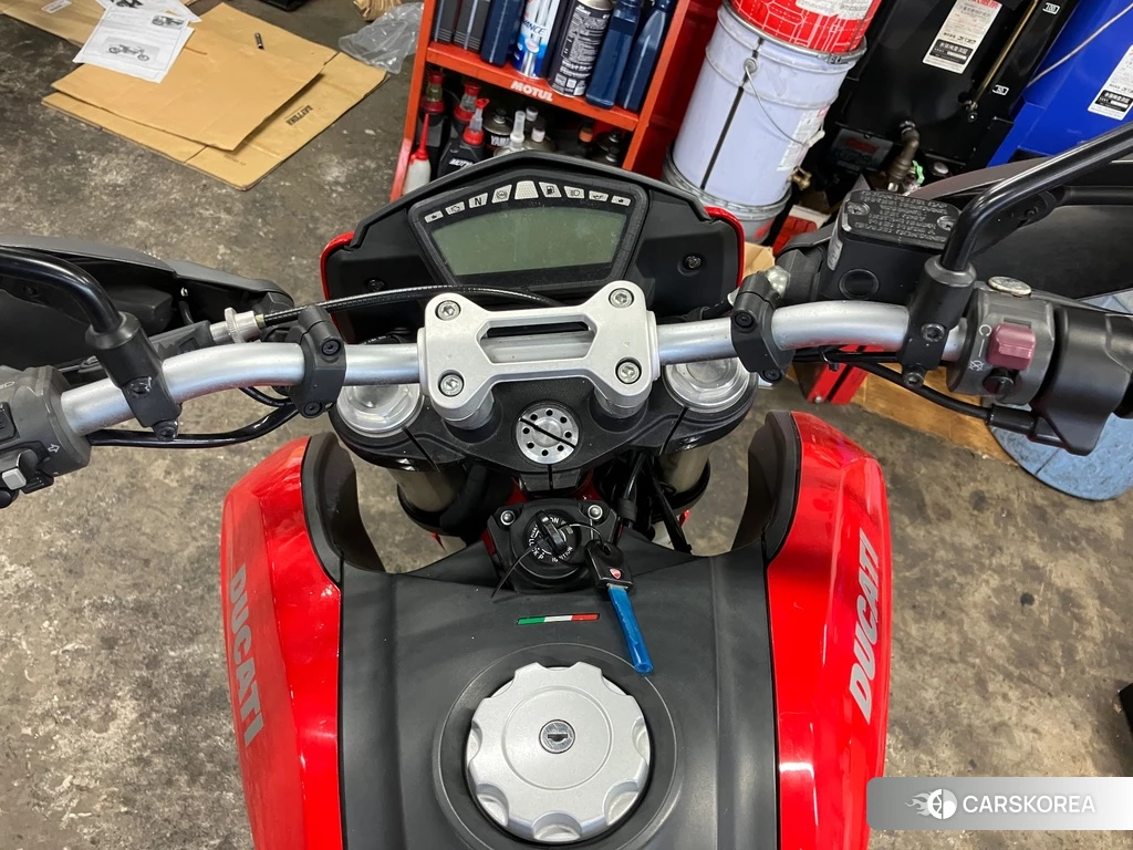Проданный Ducati HYPERMOTARD 2013 из Японии, фото 2