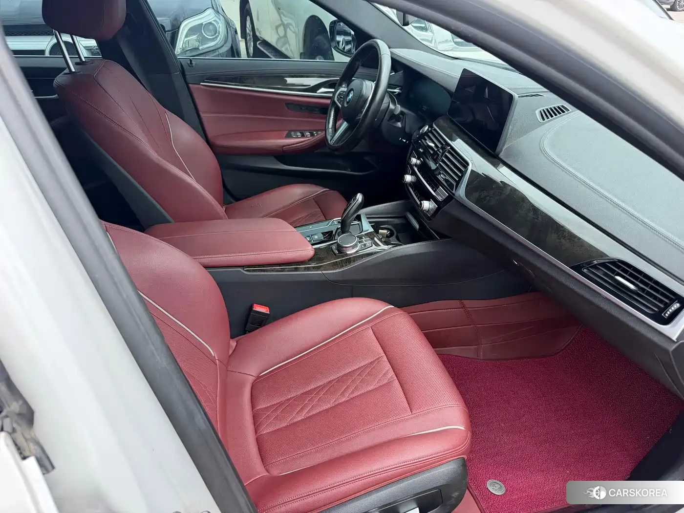 BMW 5 series 2022 Белый из Китая, фото 2