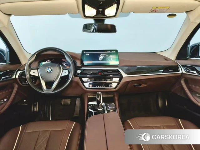BMW 5 series 2024 Черный из Китая, фото 2