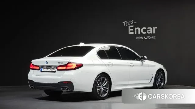 BMW 5 Series (G30) id 3360549 из Кореи 12