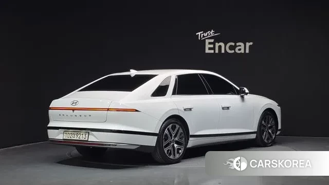 Hyundai Grandeur Hybrid (GN7) id 3560846 из Кореи 12