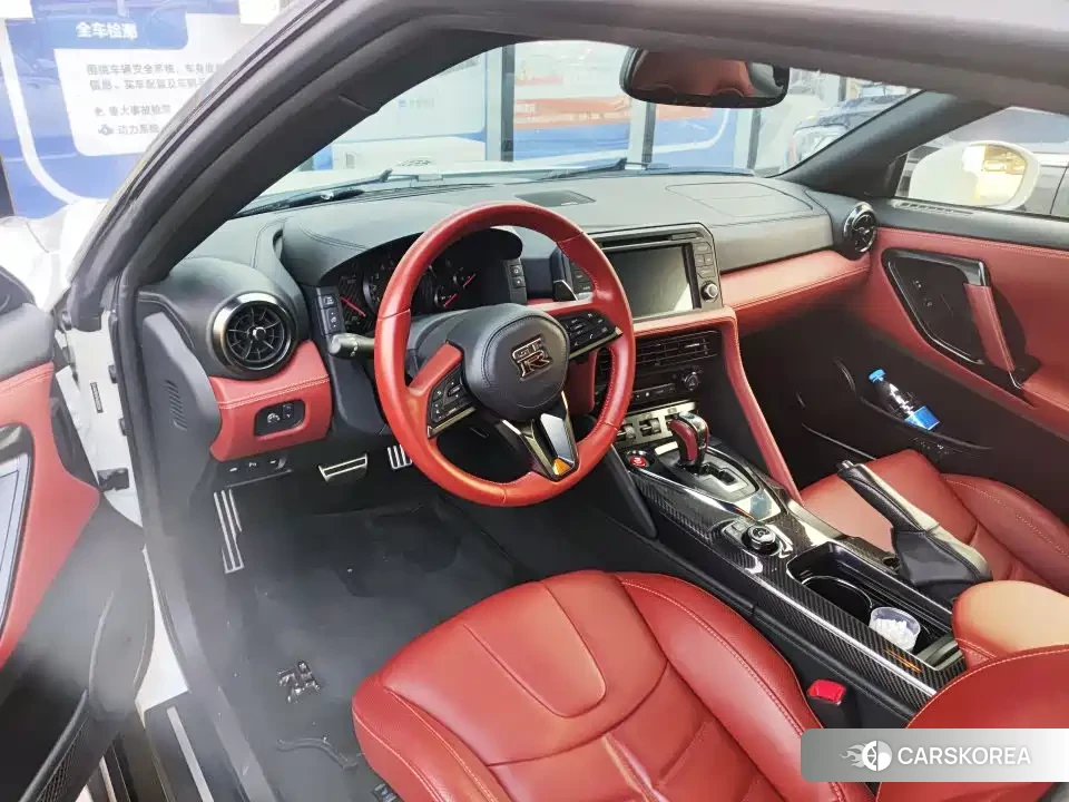 Nissan GT-R 2024 Белый из Китая, фото 2