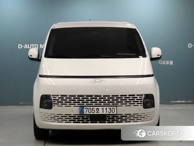 Hyundai Staria 2024 Белый из Кореи, фото 2