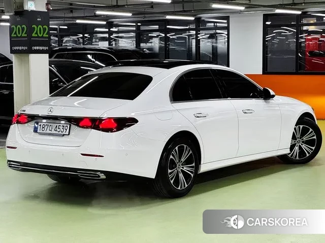 Mercedes-Benz E-Class W214 id 3517681 из Кореи 12