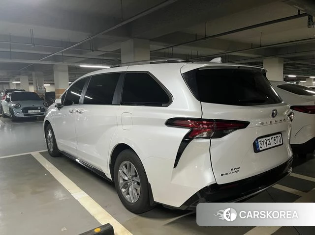 Toyota Sienna 4th Generation 2025 Белый из Кореи, фото 3