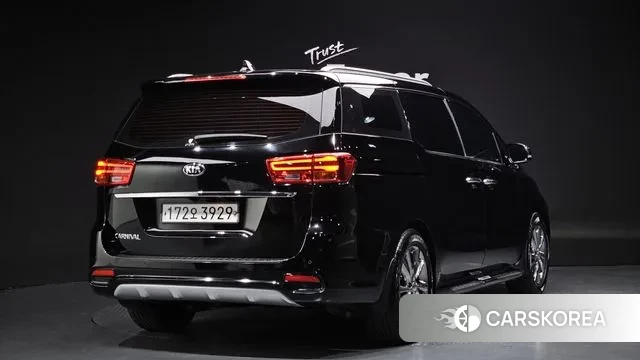 Kia The New Carnival id 3324799 из Кореи 12