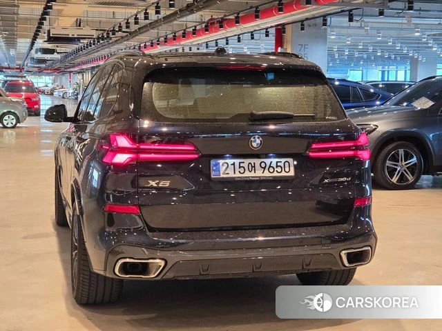 BMW X5 (G05) 2023 Черный из Кореи, фото 2