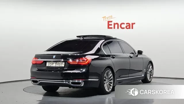 BMW 7 Series (G11) id 3336732 из Кореи 12