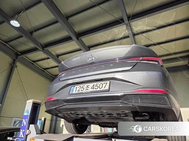 Hyundai Avante Hybrid (CN7) 2021 Серый из Кореи, фото 2