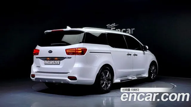 Kia The New Carnival id 2511977 из Кореи 12