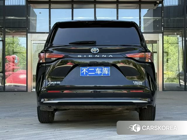 Toyota Saina id 4272887 из Китая 12