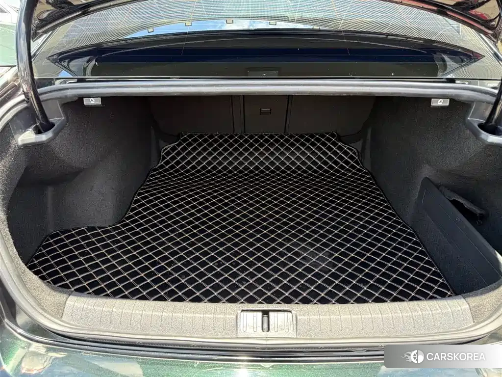 Volkswagen Magotan id 4578308 из Китая 9