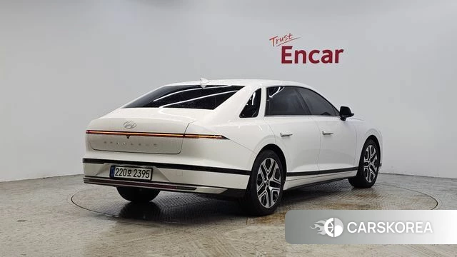 Hyundai Grandeur (GN7) id 3914913 из Кореи 12