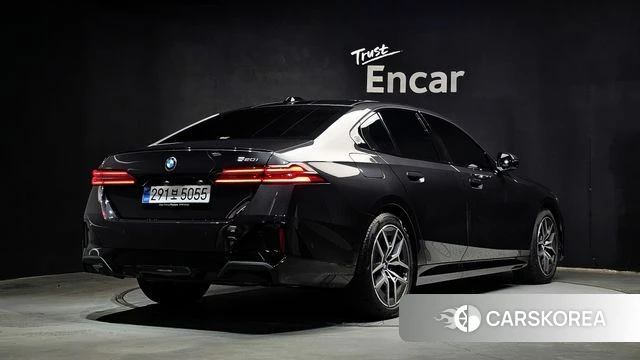BMW 5 Series (G60) id 4578466 из Кореи 12