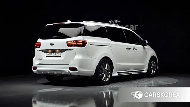 Kia The New Carnival id 3728564 из Кореи 12