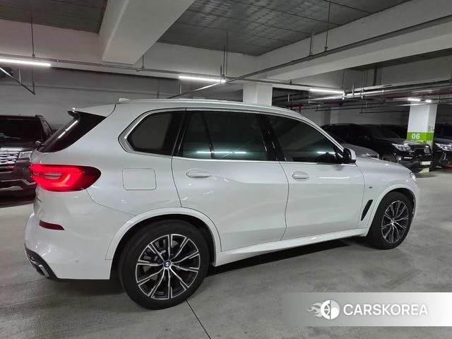 BMW X5 (G05) 2021 Белый из Кореи, фото 2
