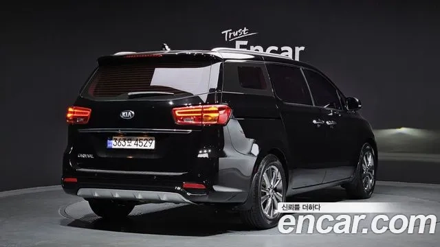 Kia The New Carnival id 2922317 из Кореи 12