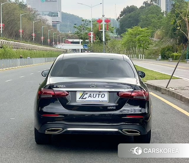 Mercedes-Benz E-class id 4222160 из Китая 10