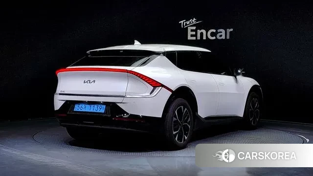 Kia EV6 id 2925434 из Кореи 12