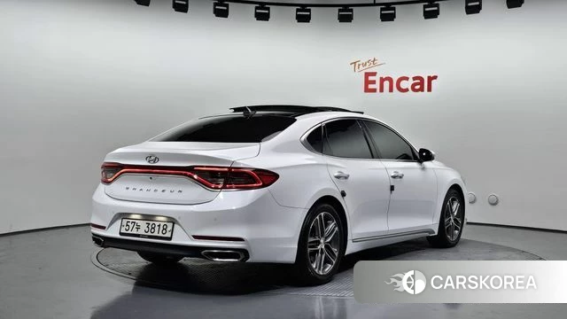 Hyundai Grandeur IG id 4424937 из Кореи 12