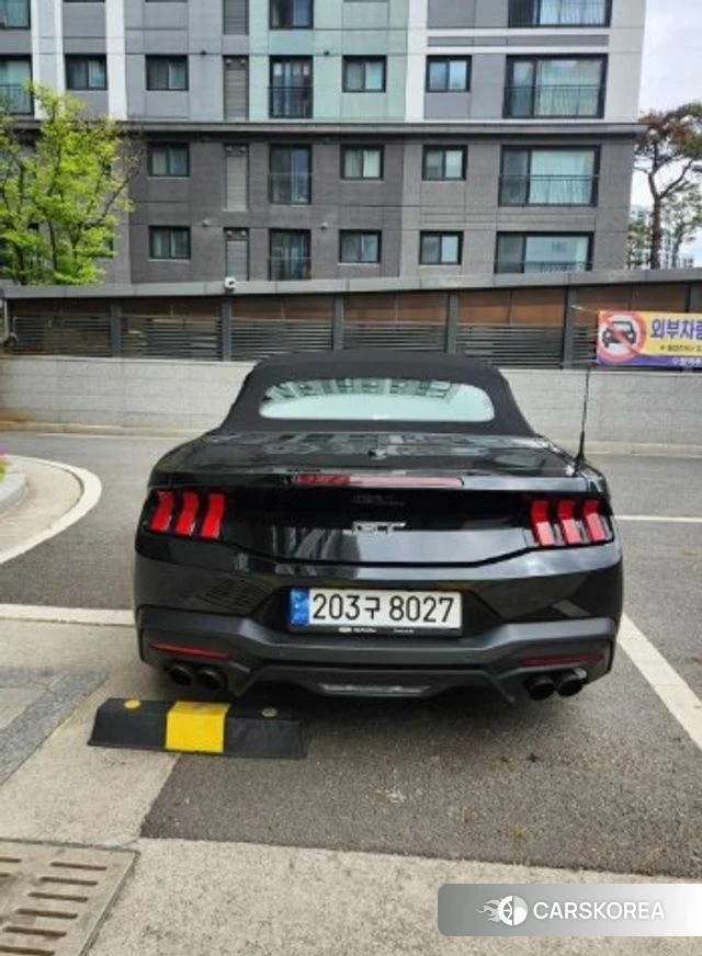 Ford Mustang 7th Generation 2024 Черный из Кореи, фото 2