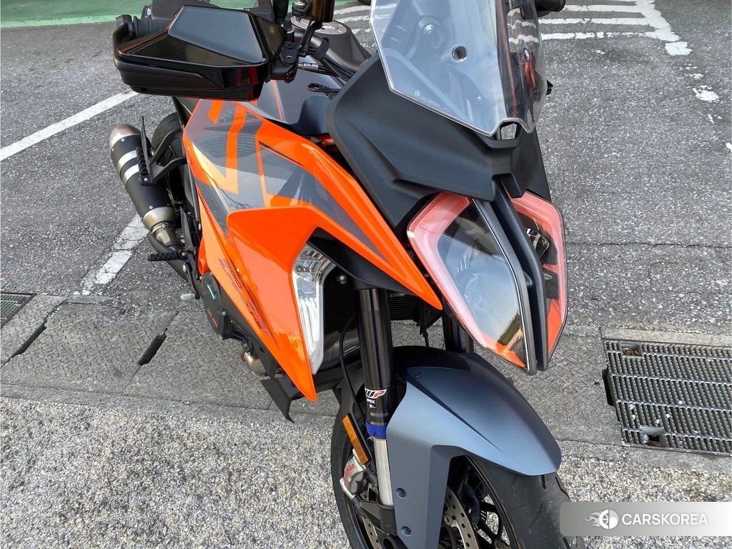 Проданный KTM 1290 SUPER DUKE GT 2022 из Японии, фото 2