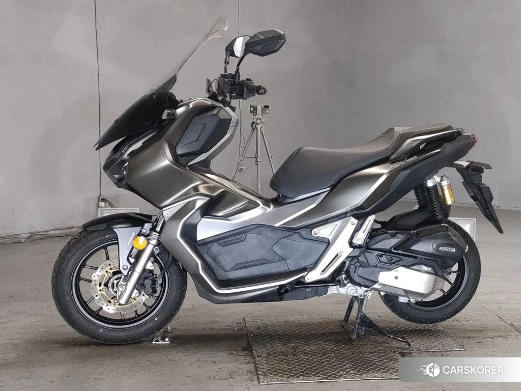 Проданный Honda ADV150 2019 из Японии