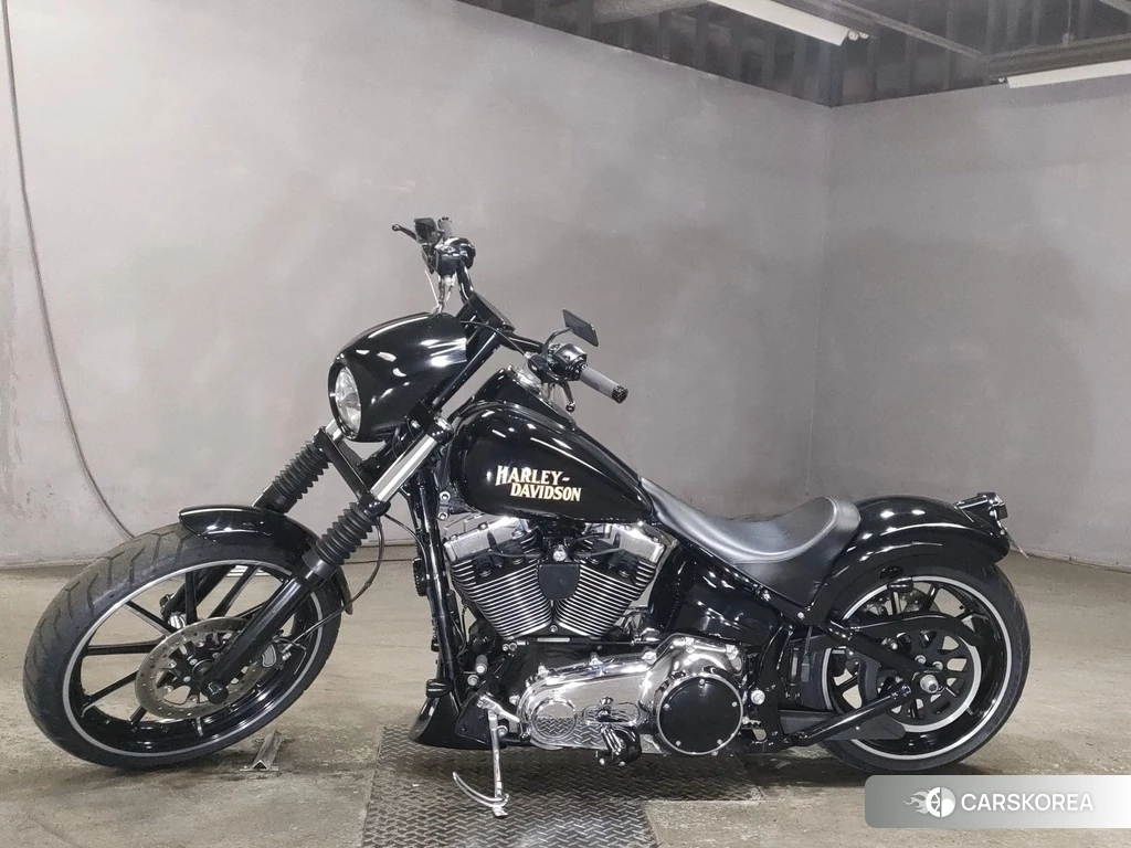 Проданный Harley-Davidson Softail Breakout FXSB 2014 из Японии, фото 2