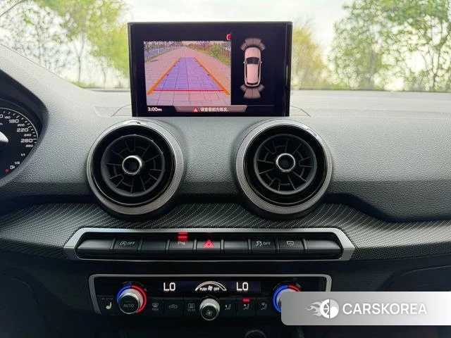 Audi Q2L id 4374712 из Китая 11