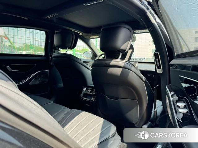Mercedes-Benz S-class 2023 Черный из Китая, фото 2
