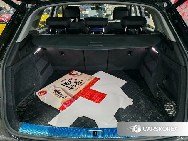 Audi Q5L 2022 Черный из Китая, фото 3