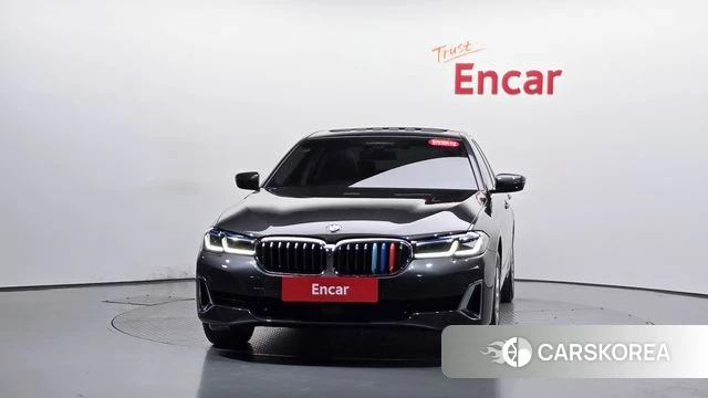 BMW 5 Series (G30) id 4666927 из Кореи 12