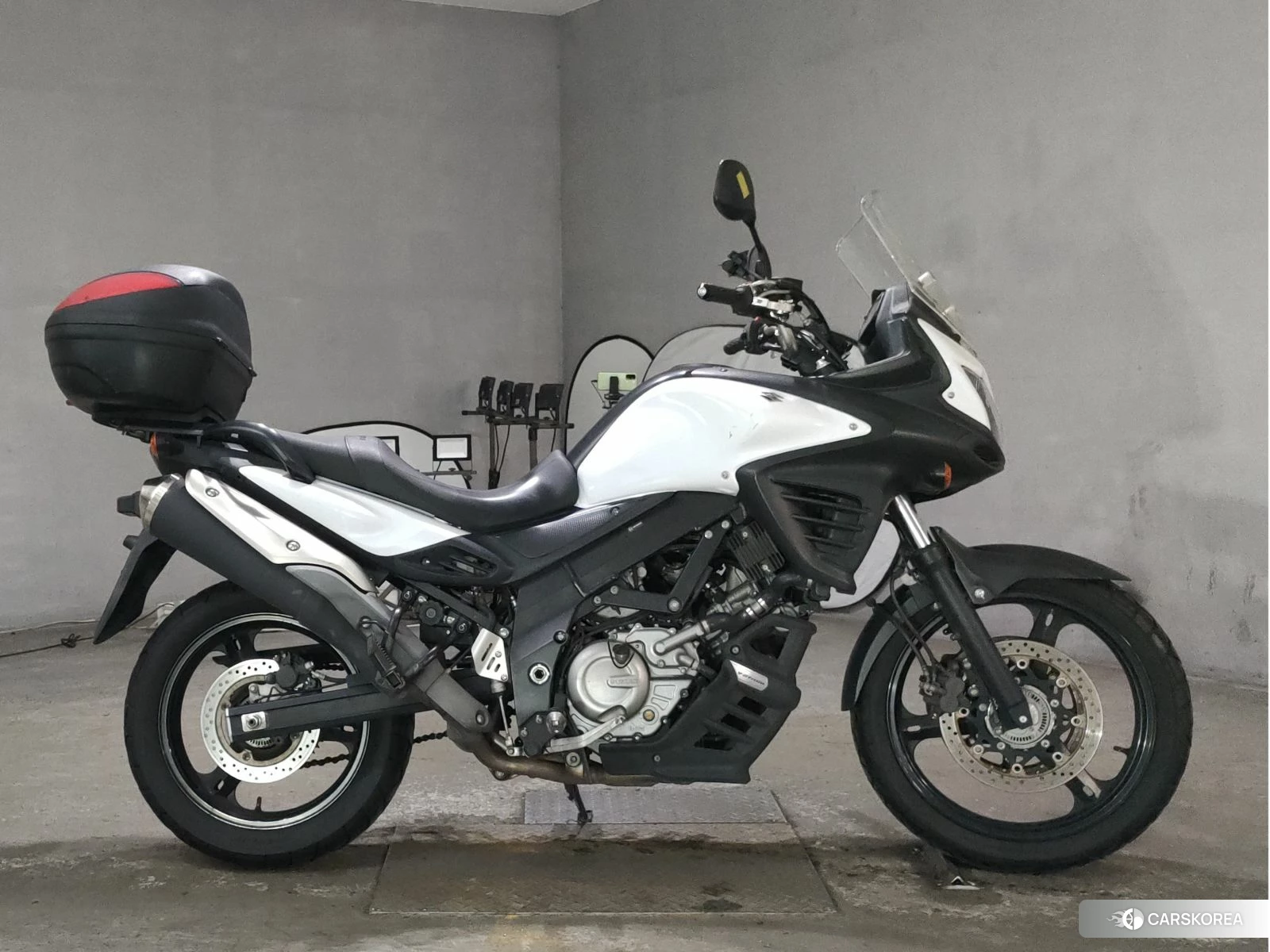 Проданный Suzuki V-STROM 650 DL650 2013 из Японии, фото 3