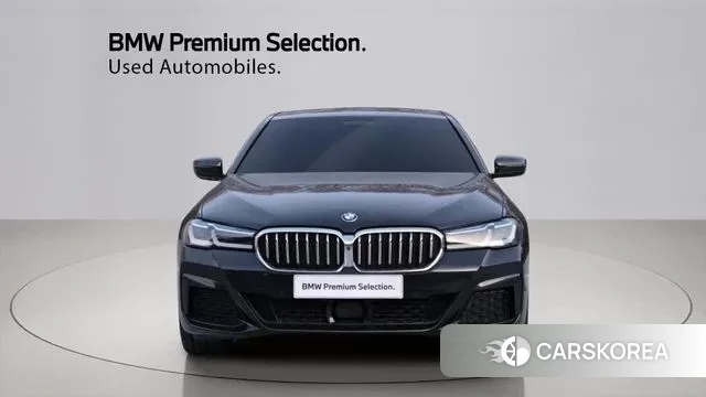 BMW 5 Series (G30) id 3539890 из Кореи 7