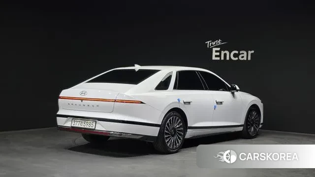 Hyundai Grandeur Hybrid (GN7) id 3533620 из Кореи 12