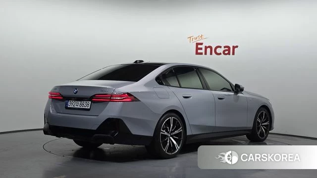 BMW 5 Series (G60) id 4655847 из Кореи 12