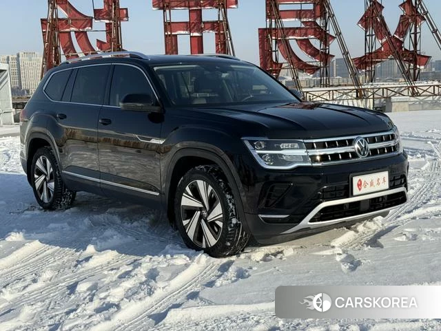Volkswagen Tourang 2022 Черный из Китая, фото 5