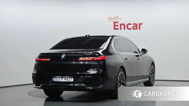 BMW 7 Series (G70) id 3870141 из Кореи 12