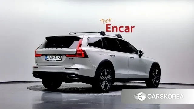 Volvo V60 Cross-Country 2nd Generation id 3361720 из Кореи 12