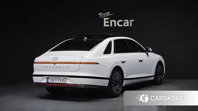 Hyundai Grandeur (GN7) id 3006982 из Кореи 12