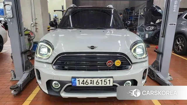 Mini Cooper Countryman 2023 Белый из Кореи, фото 2