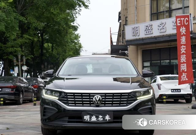 Volkswagen Passat 2024 Черный из Китая, фото 3