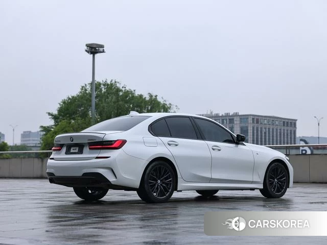 BMW 3 series id 4358864 из Китая 11