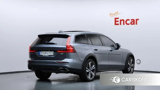 Volvo V60 Cross-Country 2nd Generation id 4683281 из Кореи 12