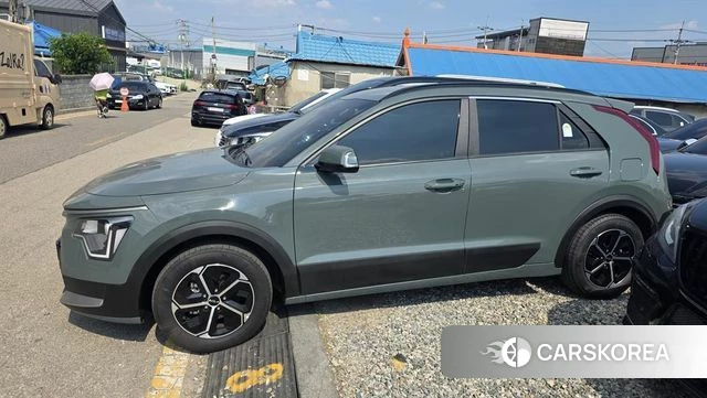 Kia Di Ol Nu Niro 2024 Темно-зеленый из Кореи, фото 6