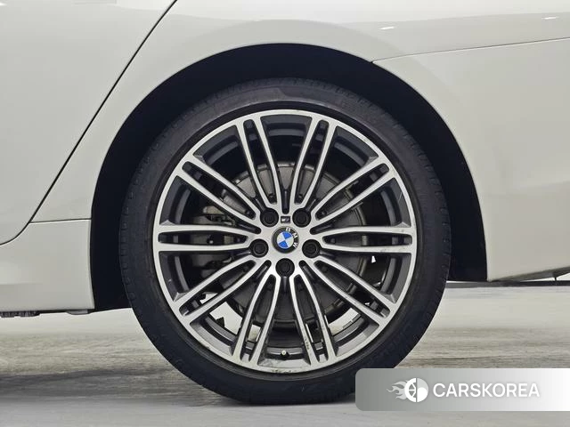 BMW 5 series id 4209668 из Китая 12