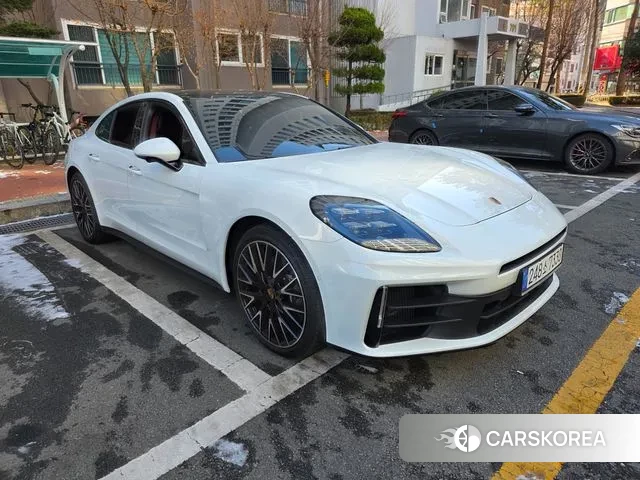 Porsche Panamera (972) 2024 Белый из Кореи, фото 3