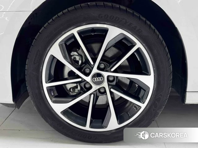 Audi A3 id 4348868 из Китая 10