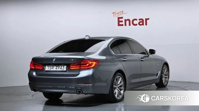 BMW 5 Series (G30) id 4188463 из Кореи 12